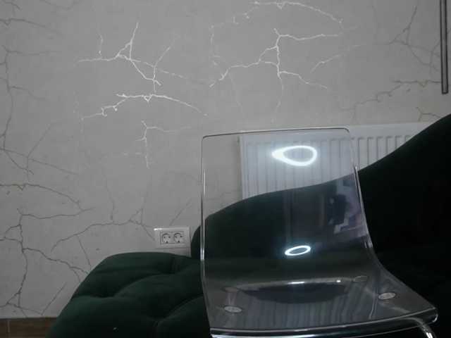 AvaDesire- live cam on BongaCams