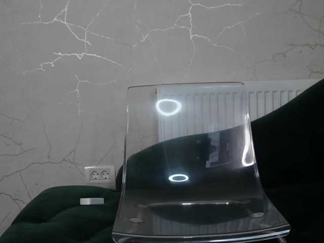 AvaDesire- live cam on BongaCams