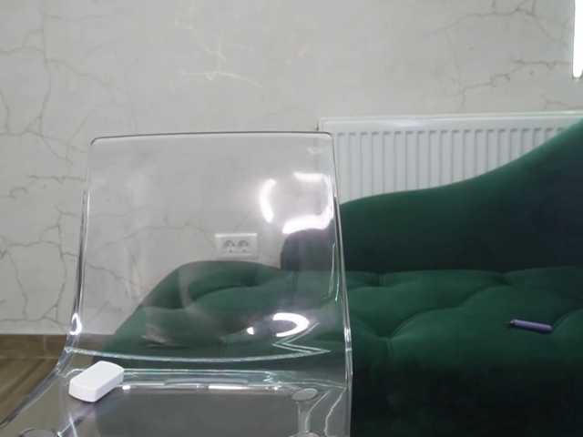 AvaDesire- live cam on BongaCams