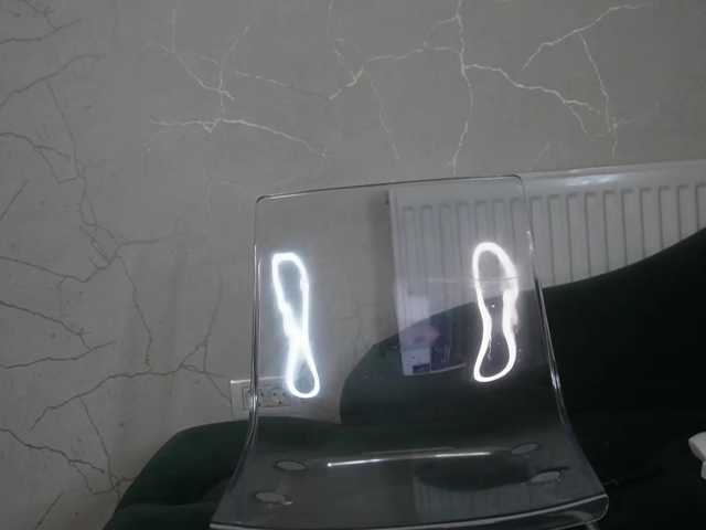 AvaDesire- live cam on BongaCams