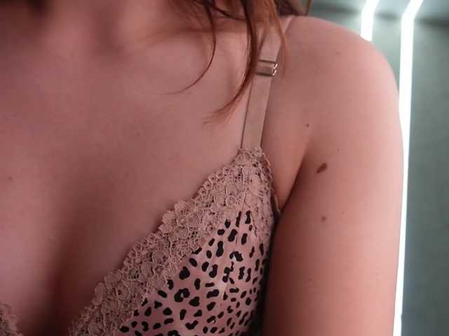AvaDesire- live cam on BongaCams