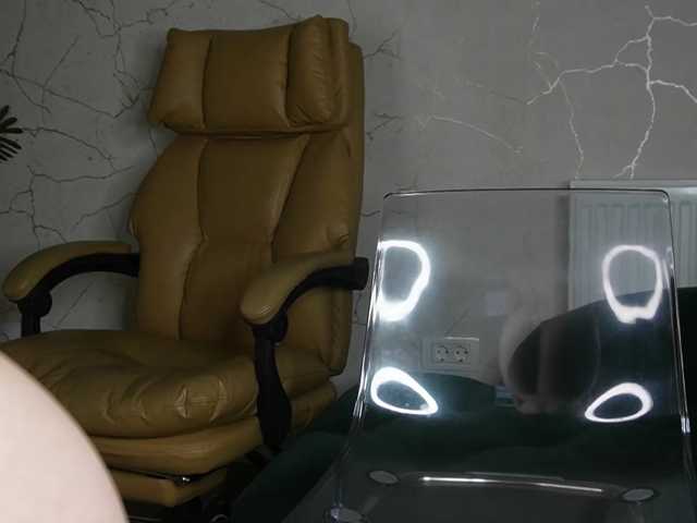 AvaDesire- live cam on BongaCams