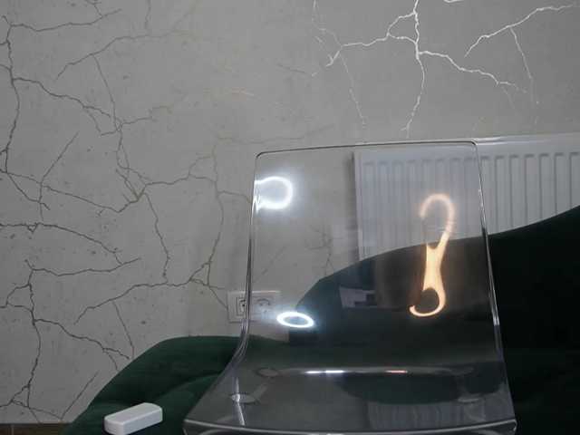 AvaDesire- live cam on BongaCams