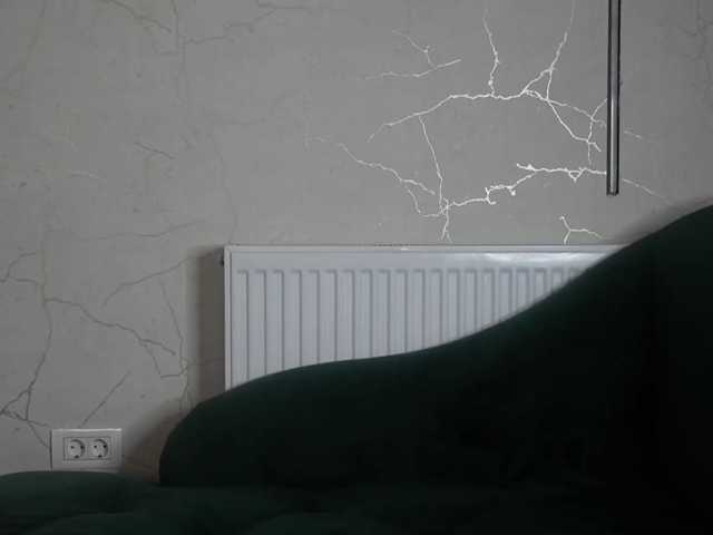 AvaDesire- live cam on BongaCams
