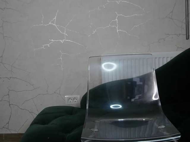 AvaDesire- live cam on BongaCams