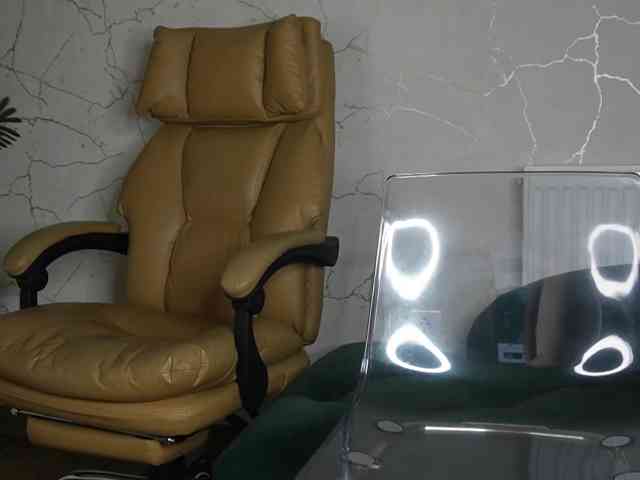 AvaDesire-