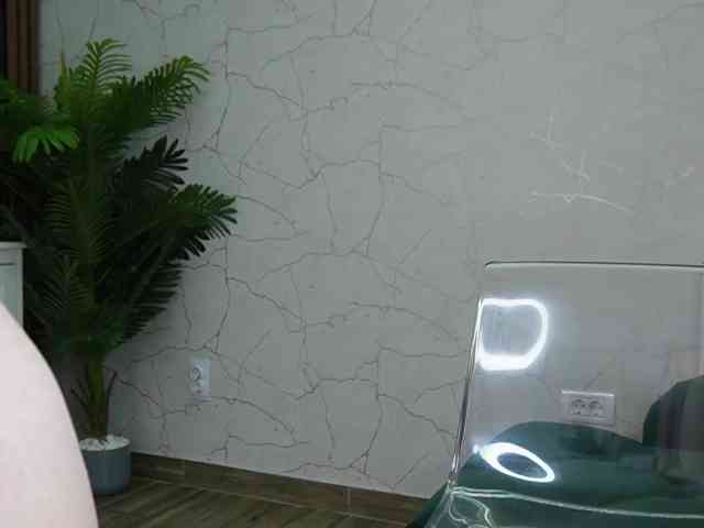 AvaDesire-