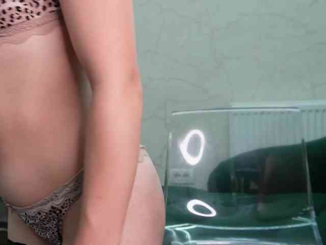 AvaDesire-