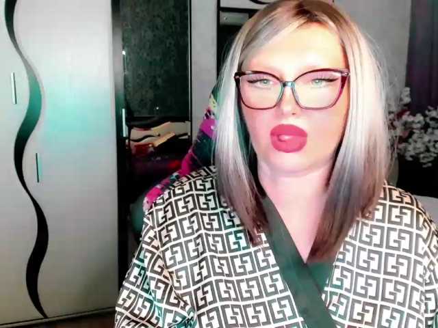 YourMilfa