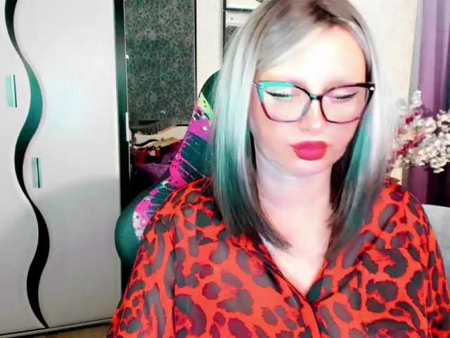 YourMilfa live cam on BongaCams