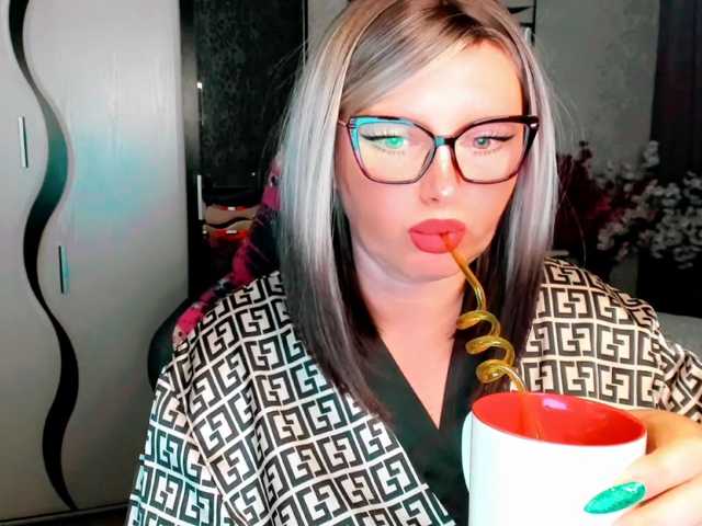 YourMilfa live cam on BongaCams