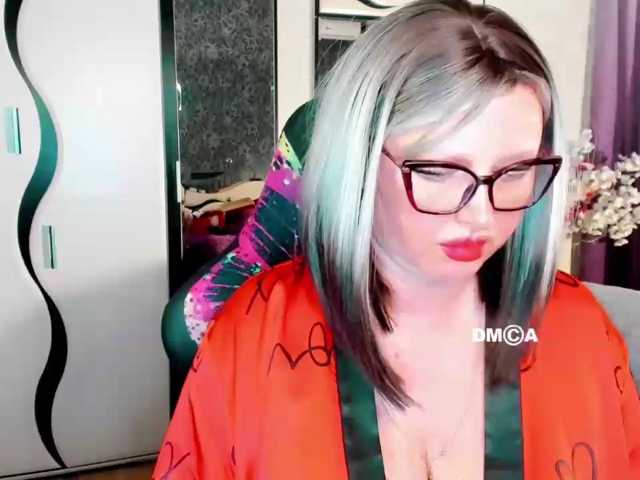 YourMilfa