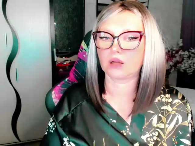 YourMilfa
