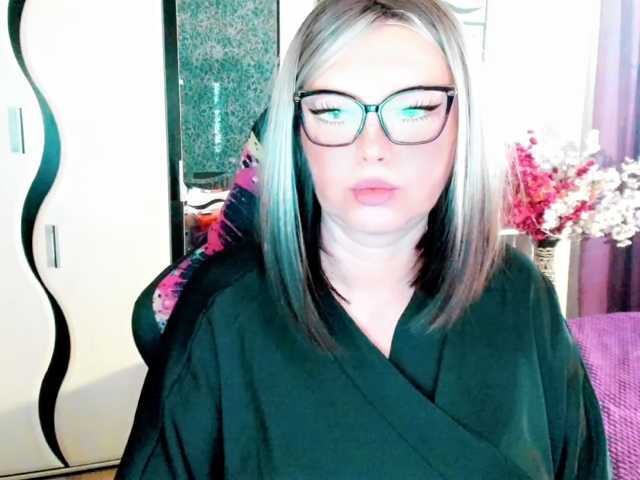 YourMilfa