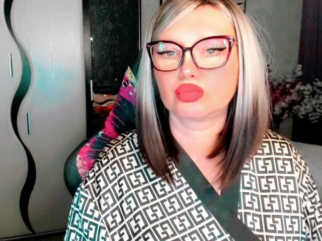 YourMilfa