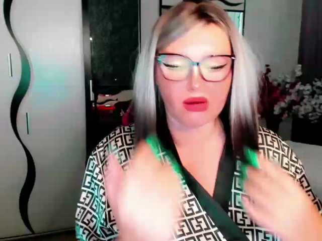 YourMilfa