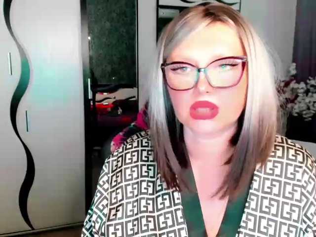 YourMilfa