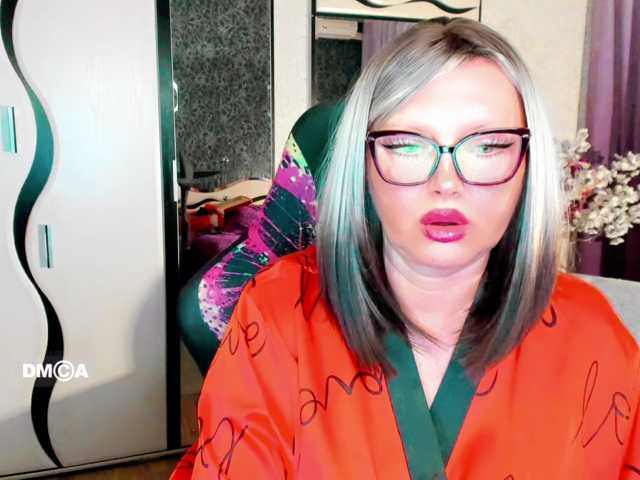 YourMilfa