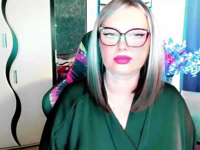 YourMilfa