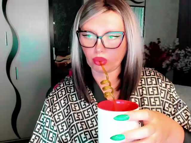 YourMilfa live cam on BongaCams