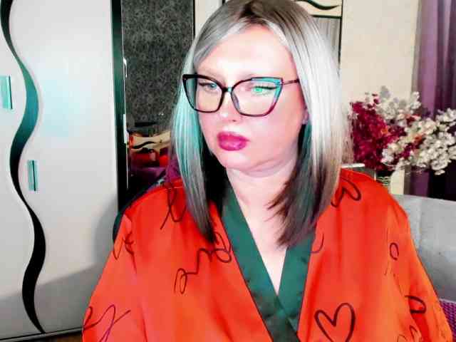 YourMilfa