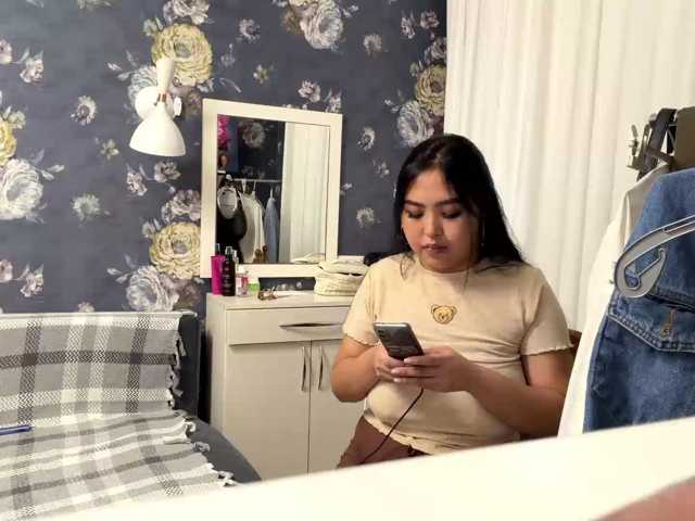 MiliBella live cam on BongaCams