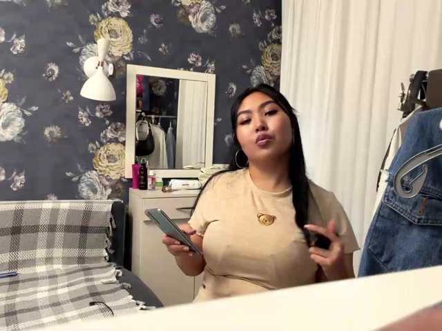 MiliBella live cam on BongaCams