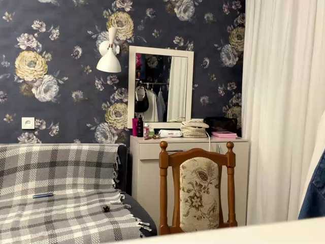 MiliBella live cam on BongaCams
