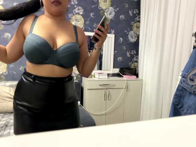 MiliBella live cam on BongaCams