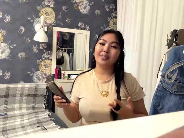MiliBella live cam on BongaCams