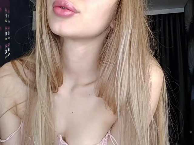 SweetieAlice live cam on BongaCams