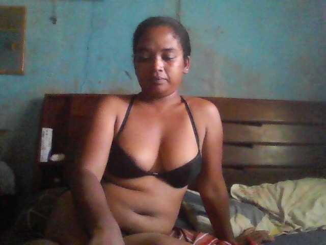 annah3 live cam on BongaCams