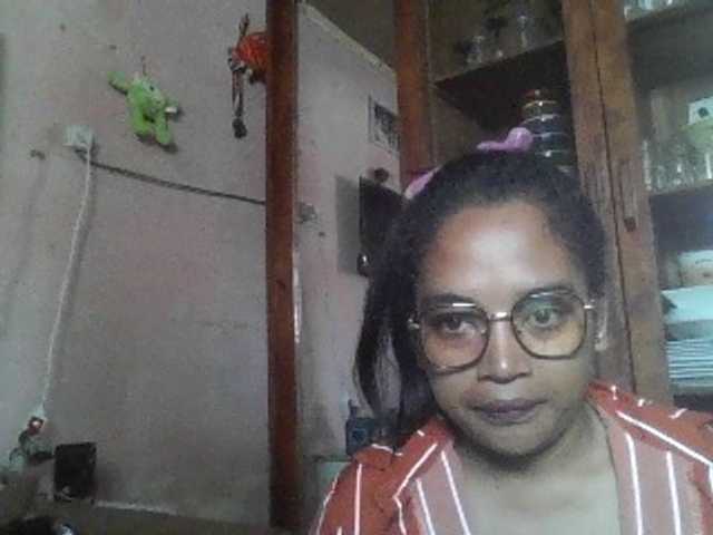 annah3 live cam on BongaCams