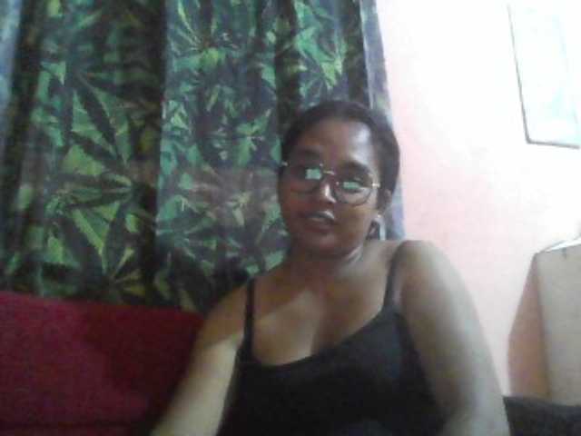 annah3 live cam preview