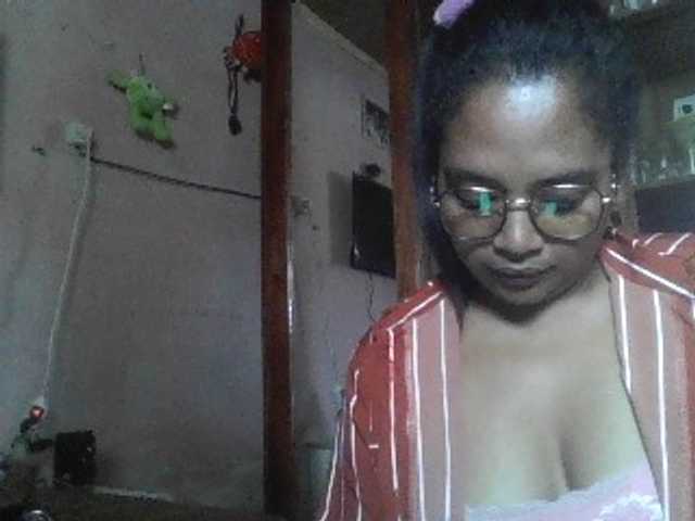 annah3 live cam preview