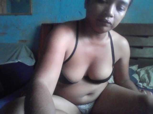 annah3 live cam on BongaCams
