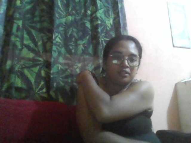 annah3 live cam preview