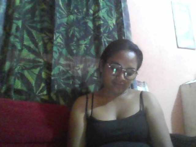 annah3 live cam on BongaCams