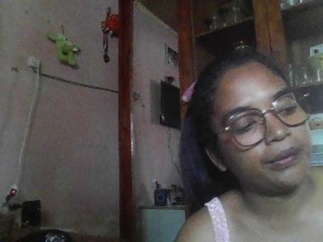 annah3 live cam preview