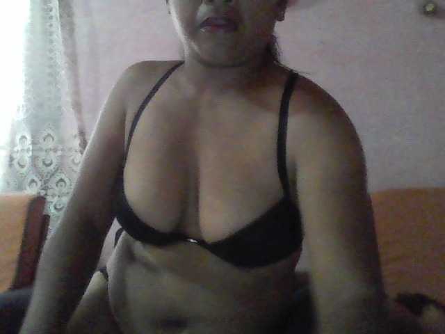 annah3 live cam preview