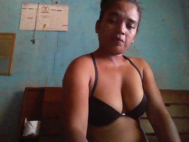 annah3 live cam on BongaCams