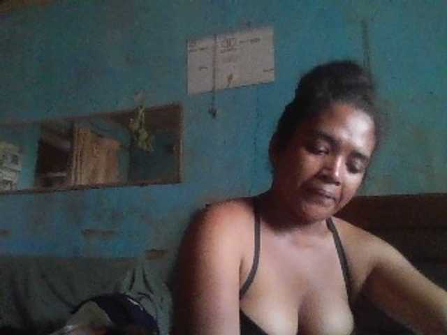 annah3 live cam on BongaCams