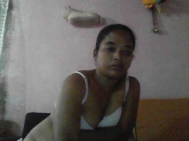 annah3 live cam preview