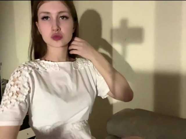 Kitaianochka-1 live cam on BongaCams