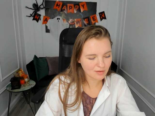AliceSagkew live cam