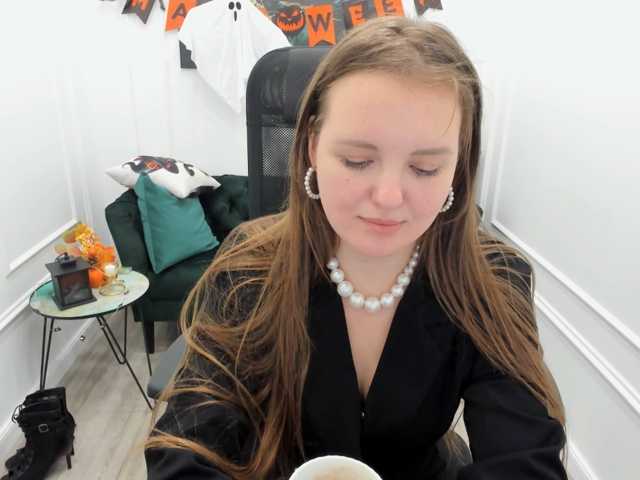 AliceSagkew live cam on BongaCams
