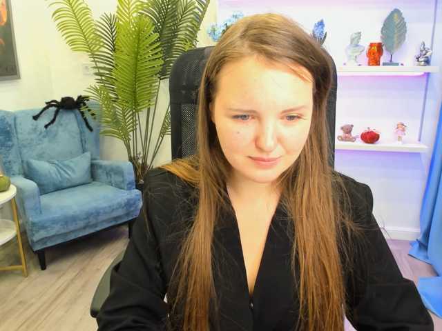 AliceSagkew live cam on BongaCams