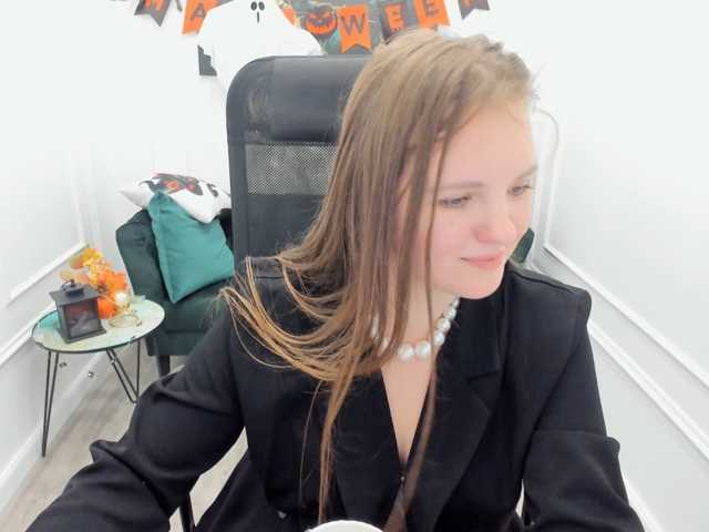 AliceSagkew live cam on BongaCams