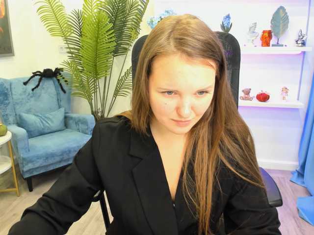AliceSagkew live cam on BongaCams