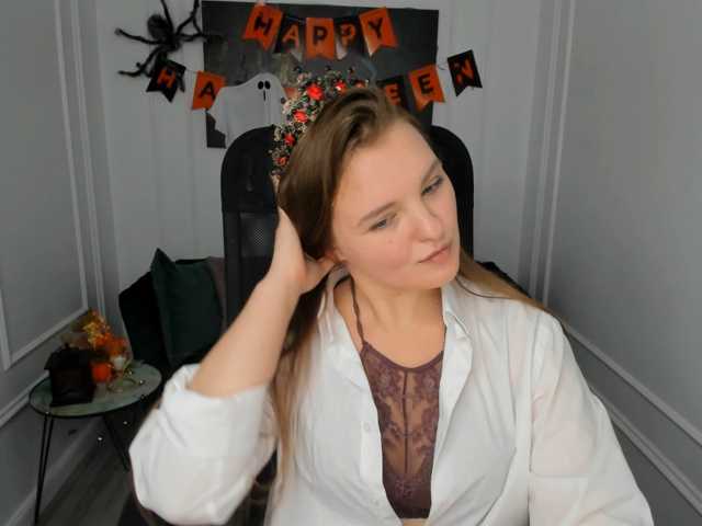 AliceSagkew live cam